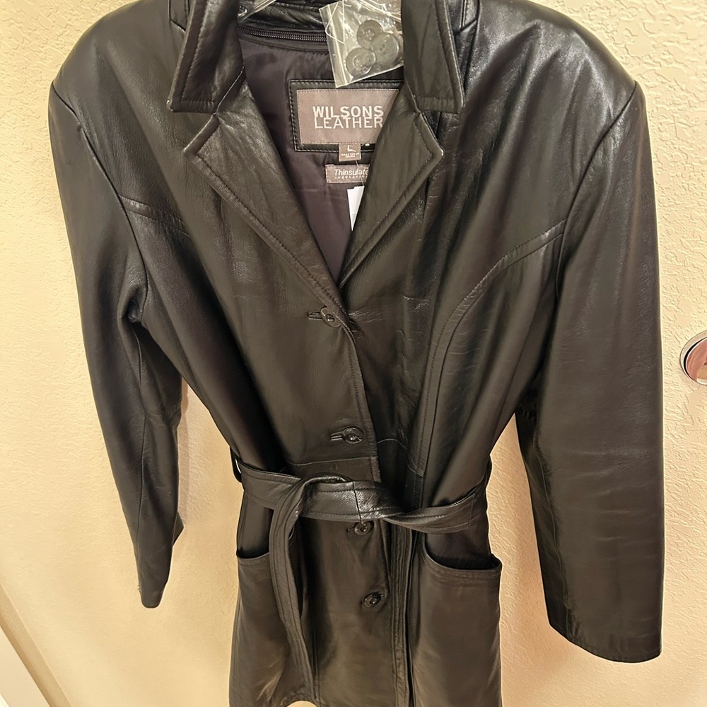 Wilsons Leather Women's Black Belted Jacket with Removeable Thinsulate Liner - Picture 3 of 12
